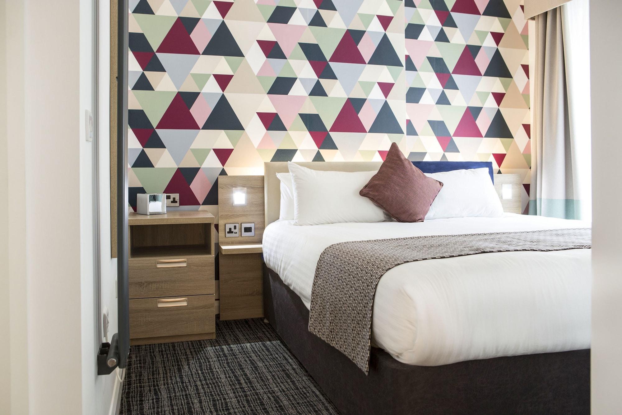 Cityroomz Hotel 3*