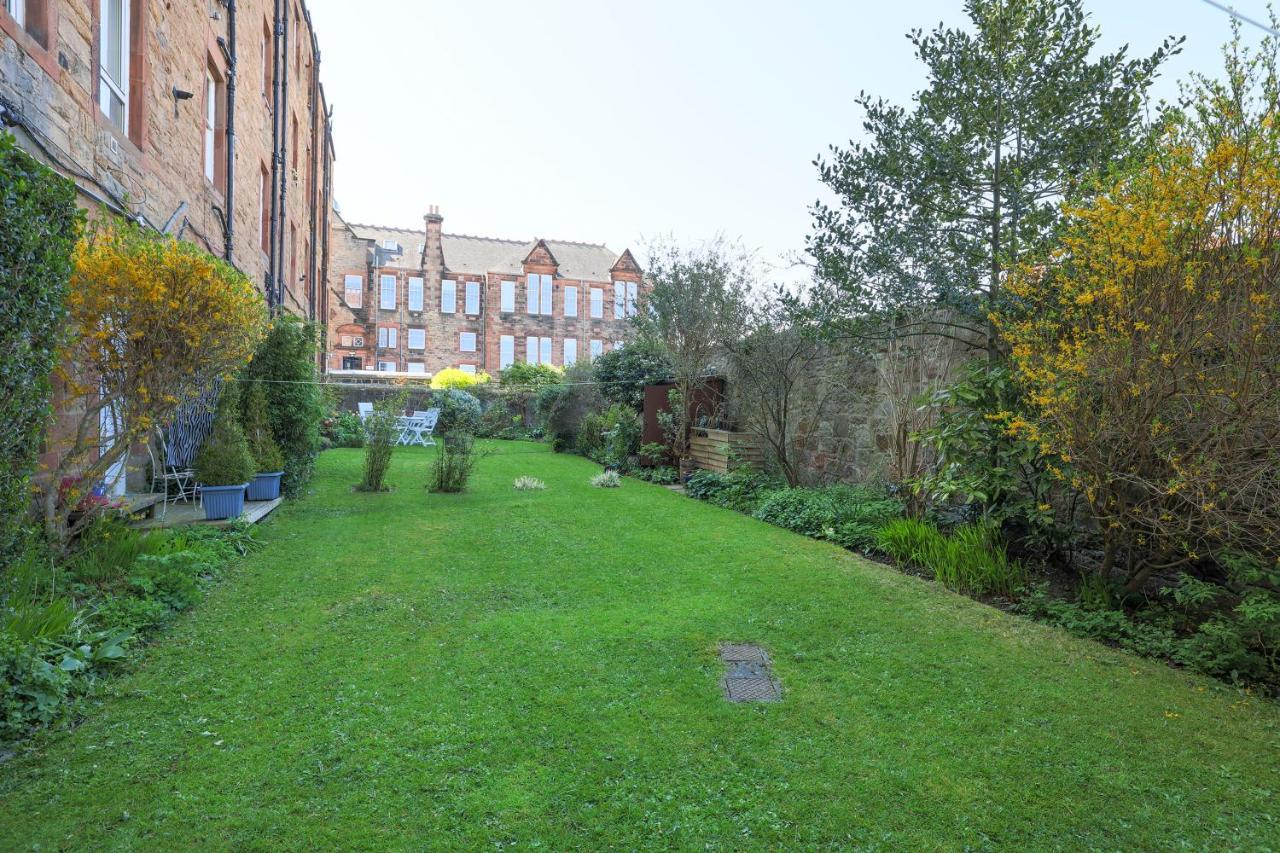 Joivy Gorgeous 1-bed Flat With A Shared Garden Edinburgh