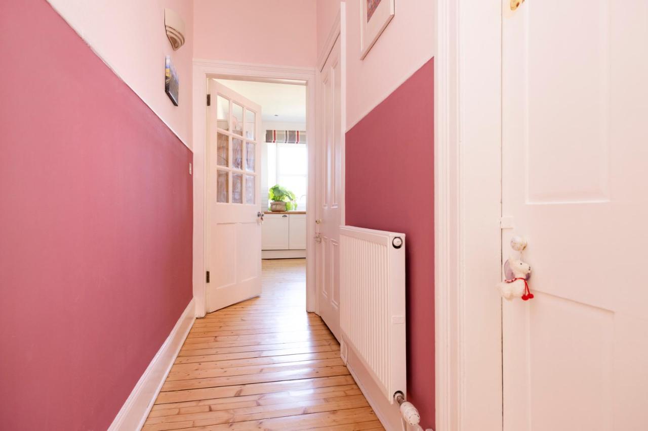 Joivy Gorgeous 1-bed Flat With A Shared Garden Apartment Edinburgh