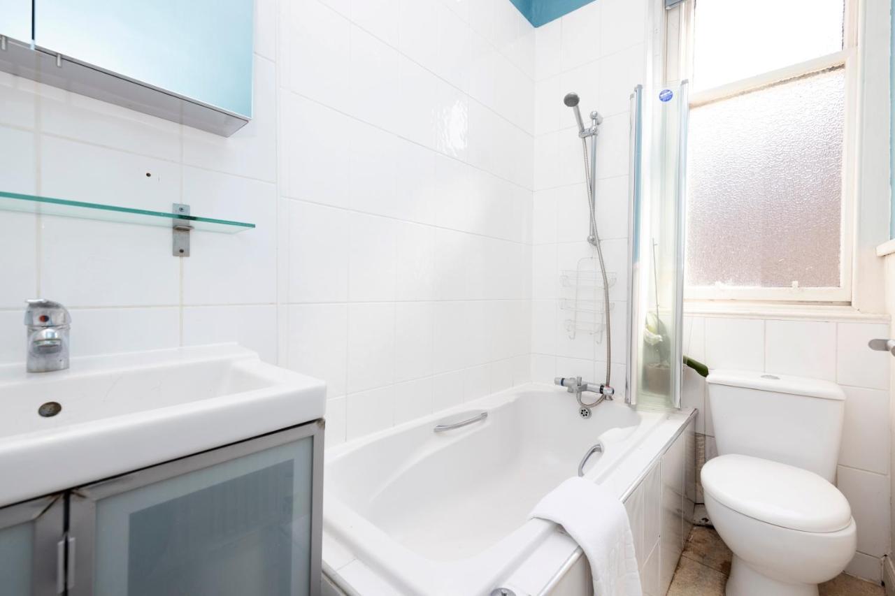 Joivy Gorgeous 1-bed Flat With A Shared Garden Edinburgh