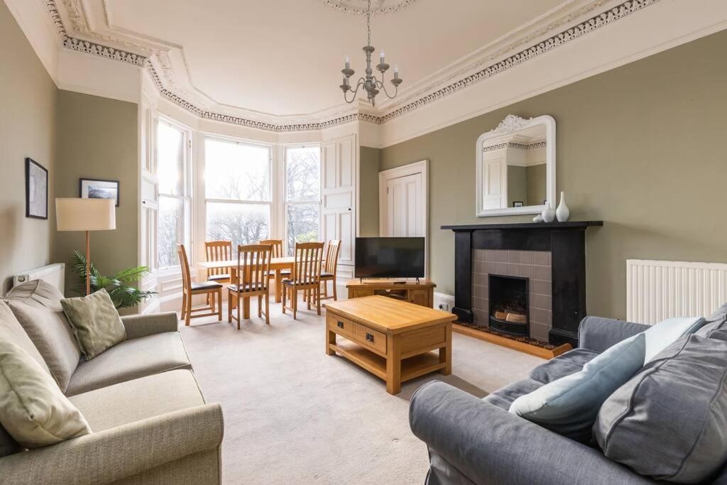 Stunning 3 Bedroom Flat In Bruntsfield Apartment EDI