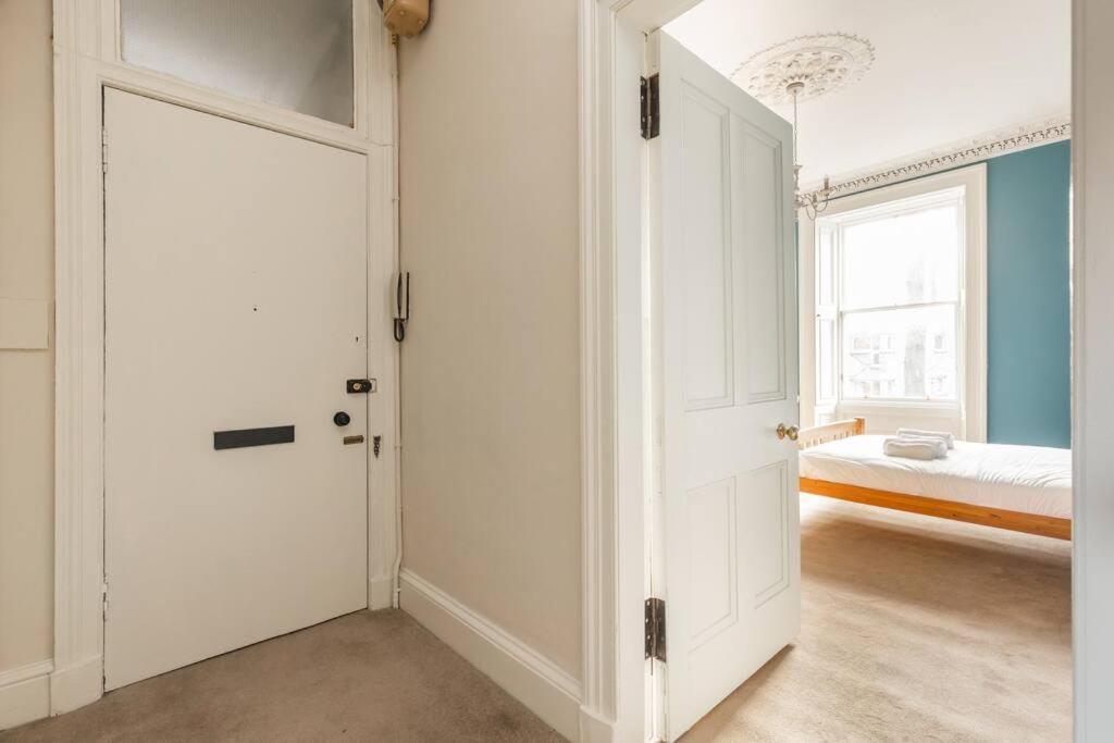 Apartment Stunning 3 Bedroom Flat In Bruntsfield