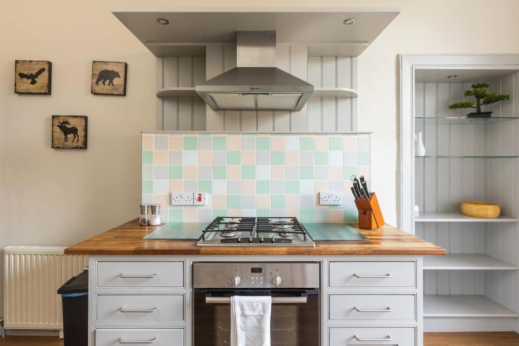 Stunning 3 Bedroom Flat In Bruntsfield Apartment *