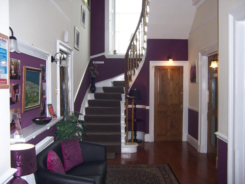 Rockville Hotel