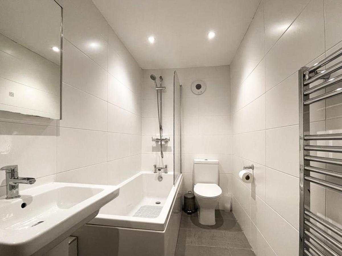 Lively & Energetic 2br On The Royal Mile EDI