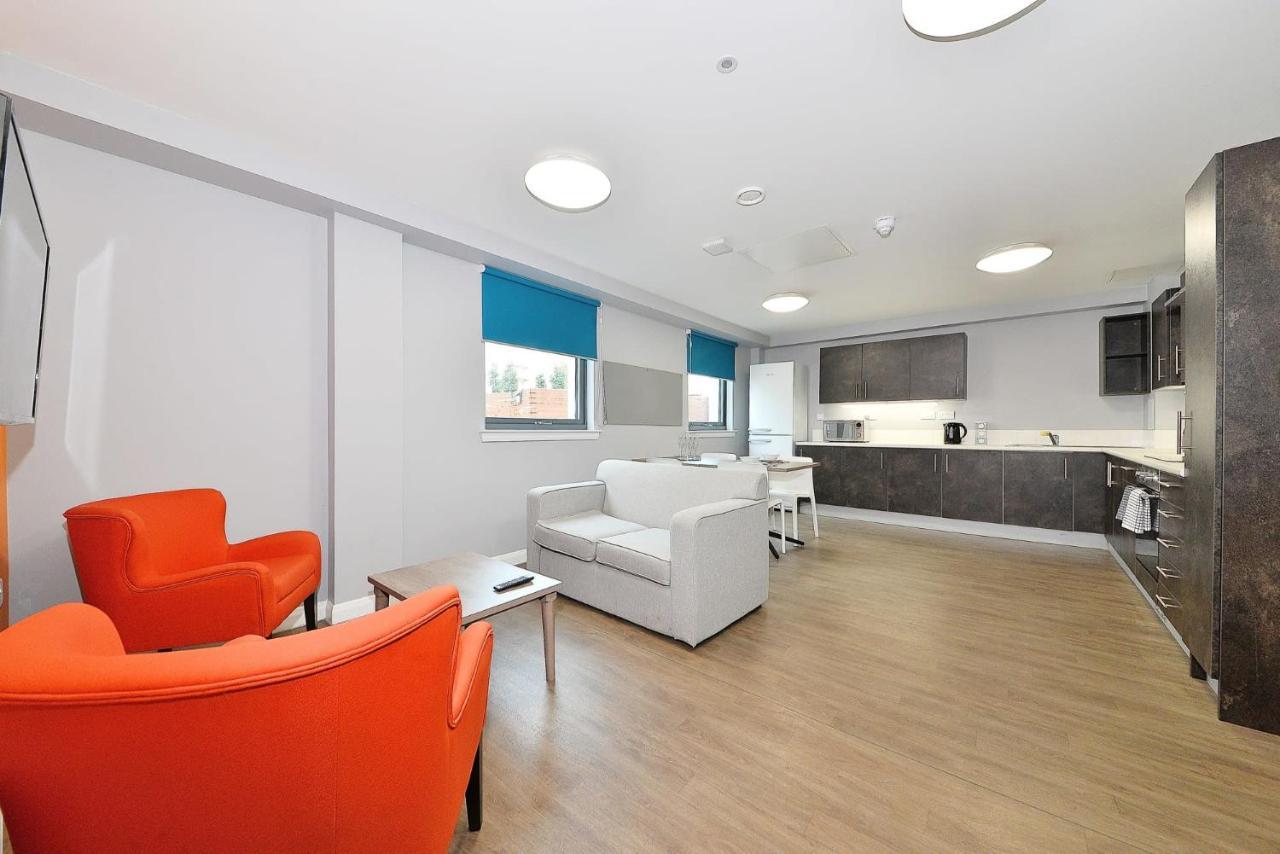 Cosy And Private Ensuite At Mill House In Apartment *