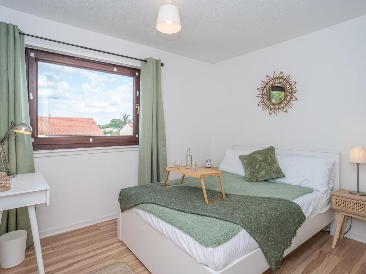Apartment Newly Furnished 2bed Flat With Peaceful Views Edinburgh