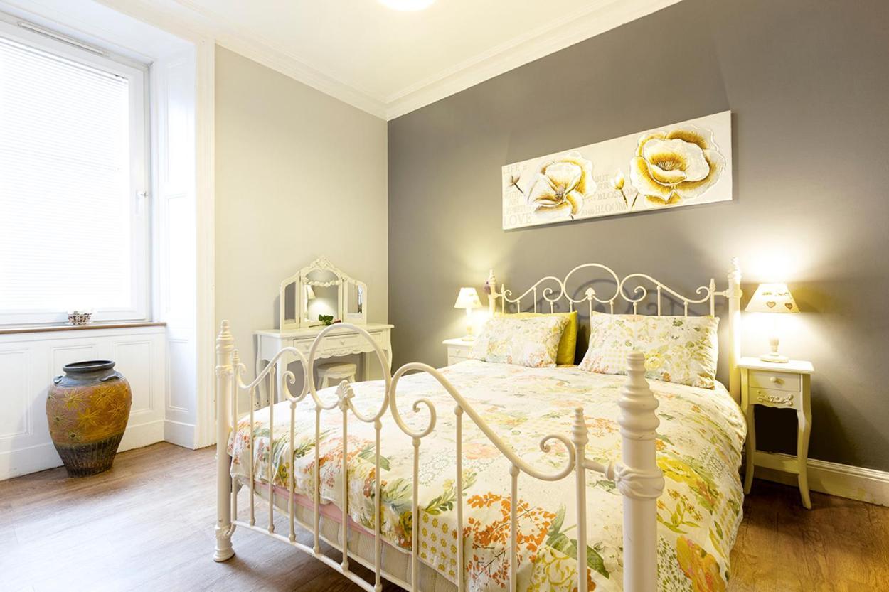 Cosy Near Centre Apartment Edinburgh