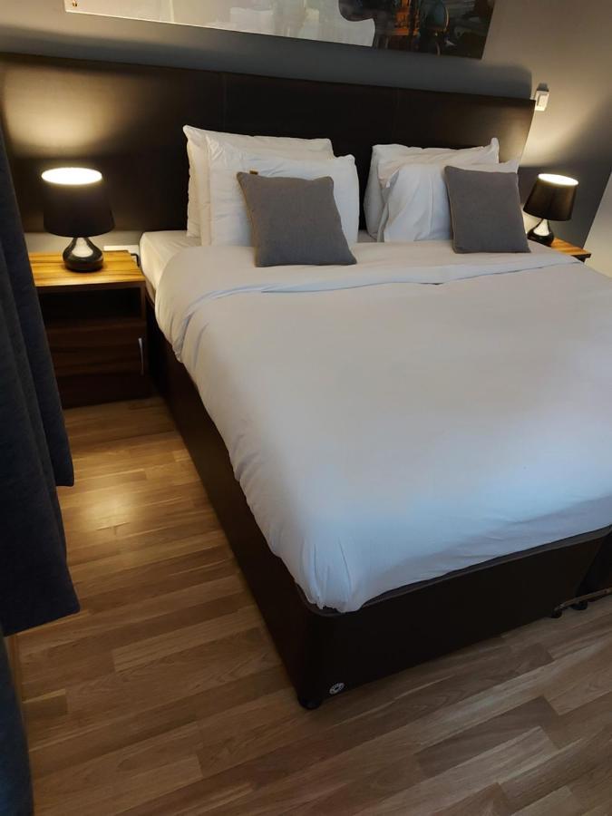 One Bedroom * Edinburgh