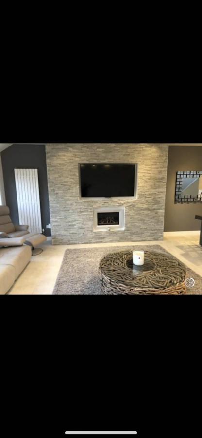 Perfect 4 Bedroom 2 Bathroom Ferienhaus *
