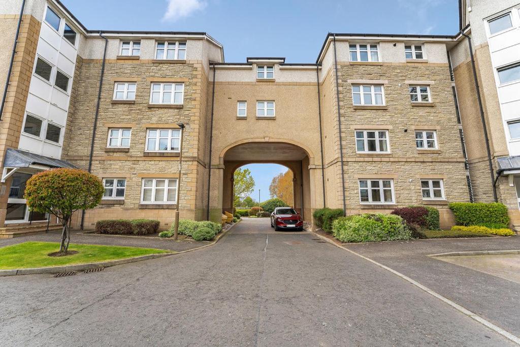 Modern 1br Flat - Free Parking + Lift * Edinburgh