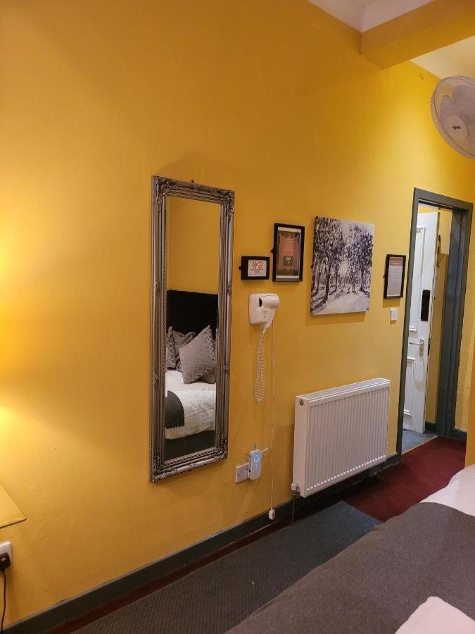 The - No 8 Guest house Edinburgh