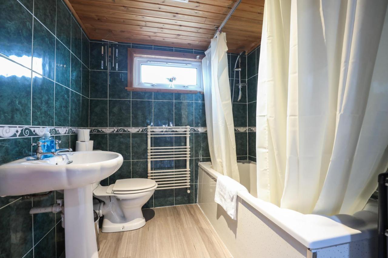 Guest house Beautiful In - Free Parking Edinburgh