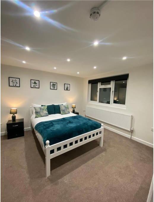 Hidden Gem:4bedroom In The Holiday home *