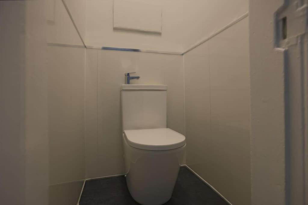 Apartment Cosy & Broughton 2br Near Centre