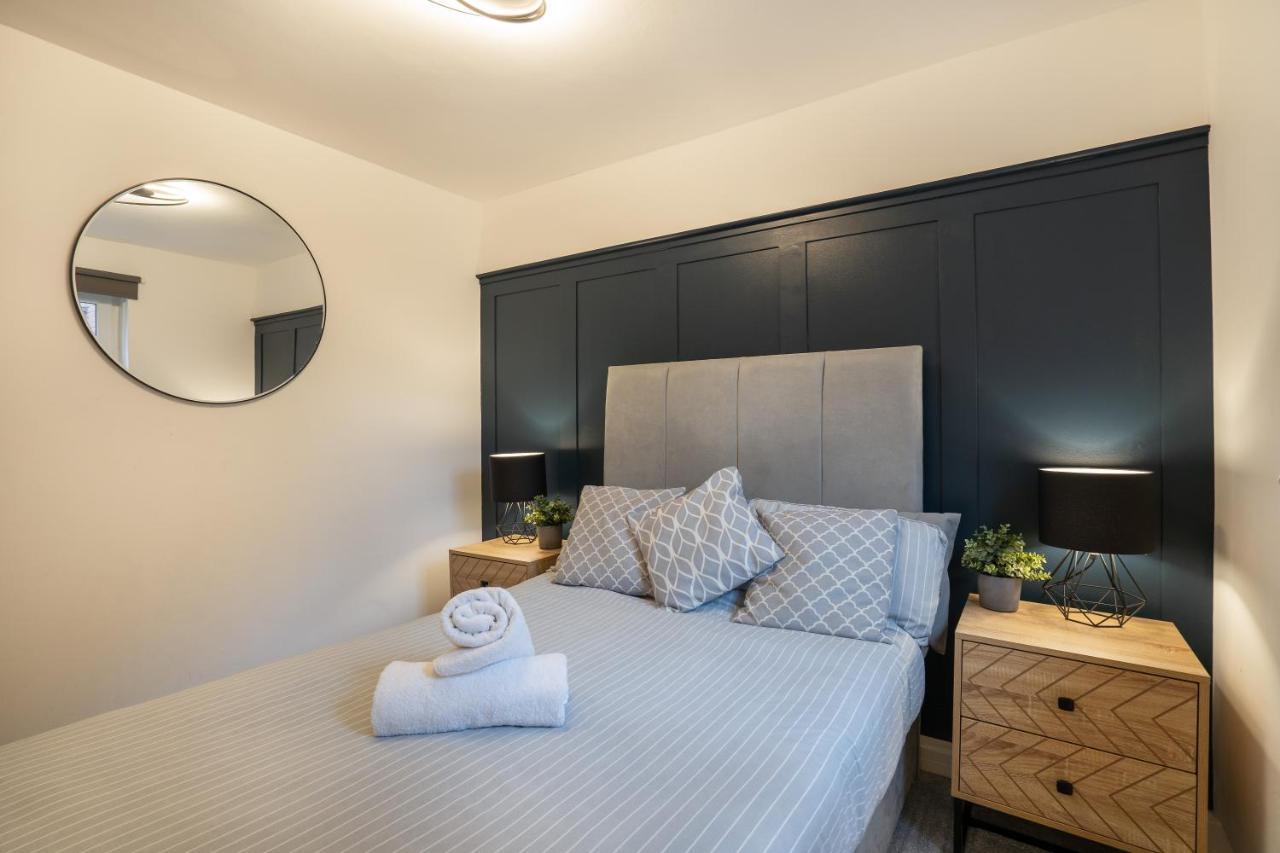 Modern 2bed Apartment-free Parking Apartment