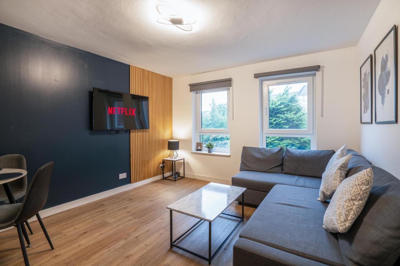 Modern 2bed Apartment-free Parking Apartment *