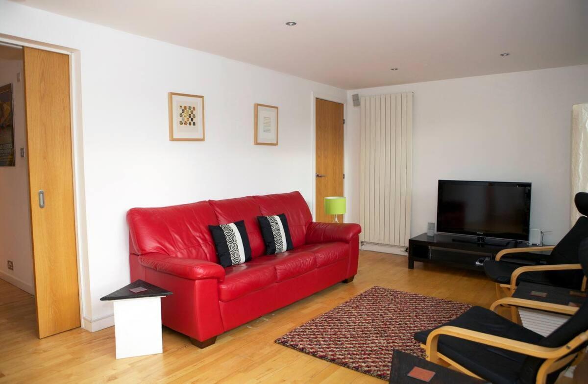 Joivy Inviting Flat With Parking In Canonmills Apartment Edinburgh
