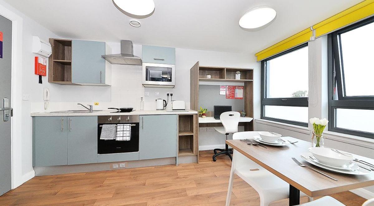 Cosy And Private Ensuite At Mill House In Edinburgh