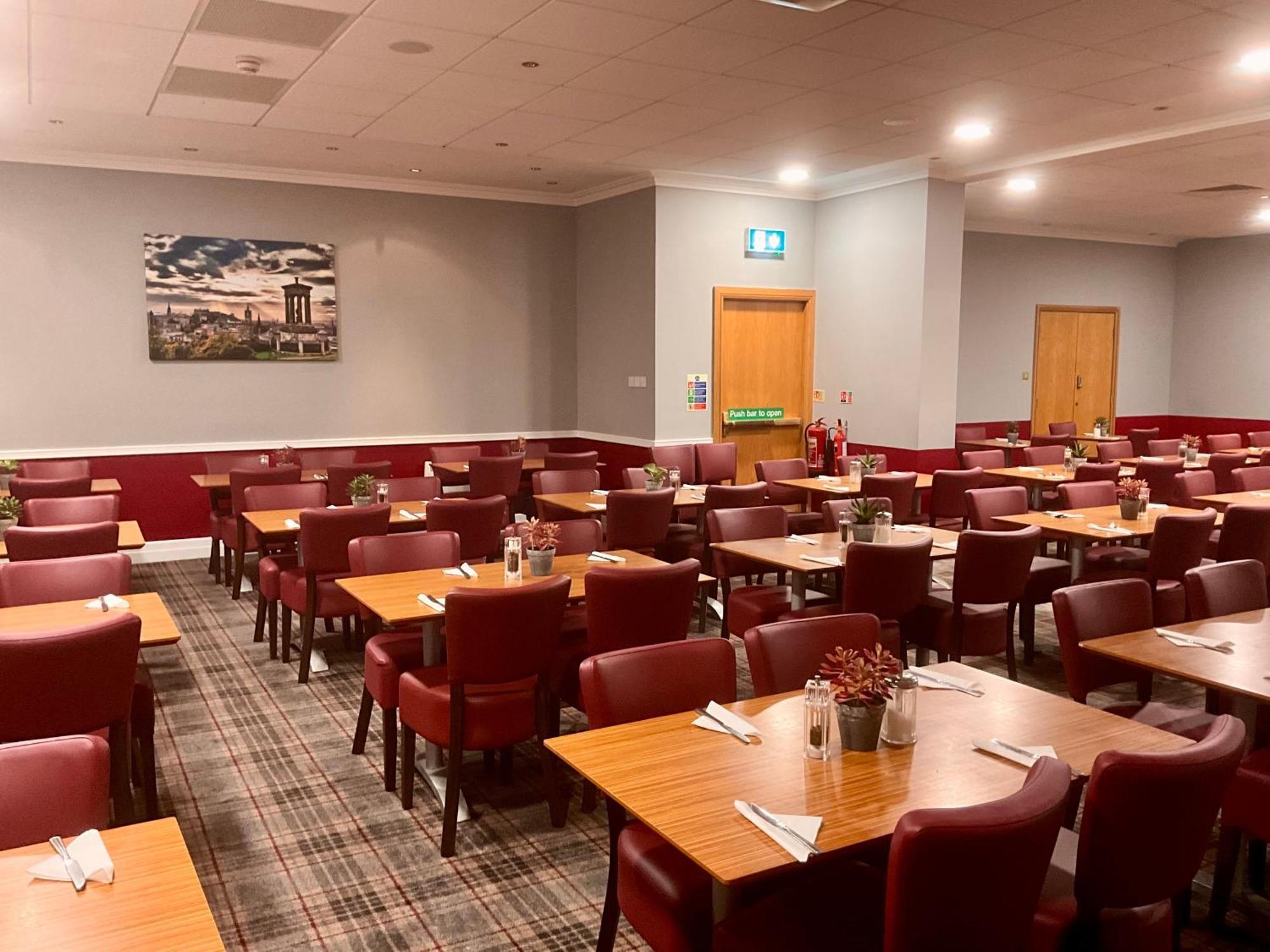Britannia 3* Edinburgh