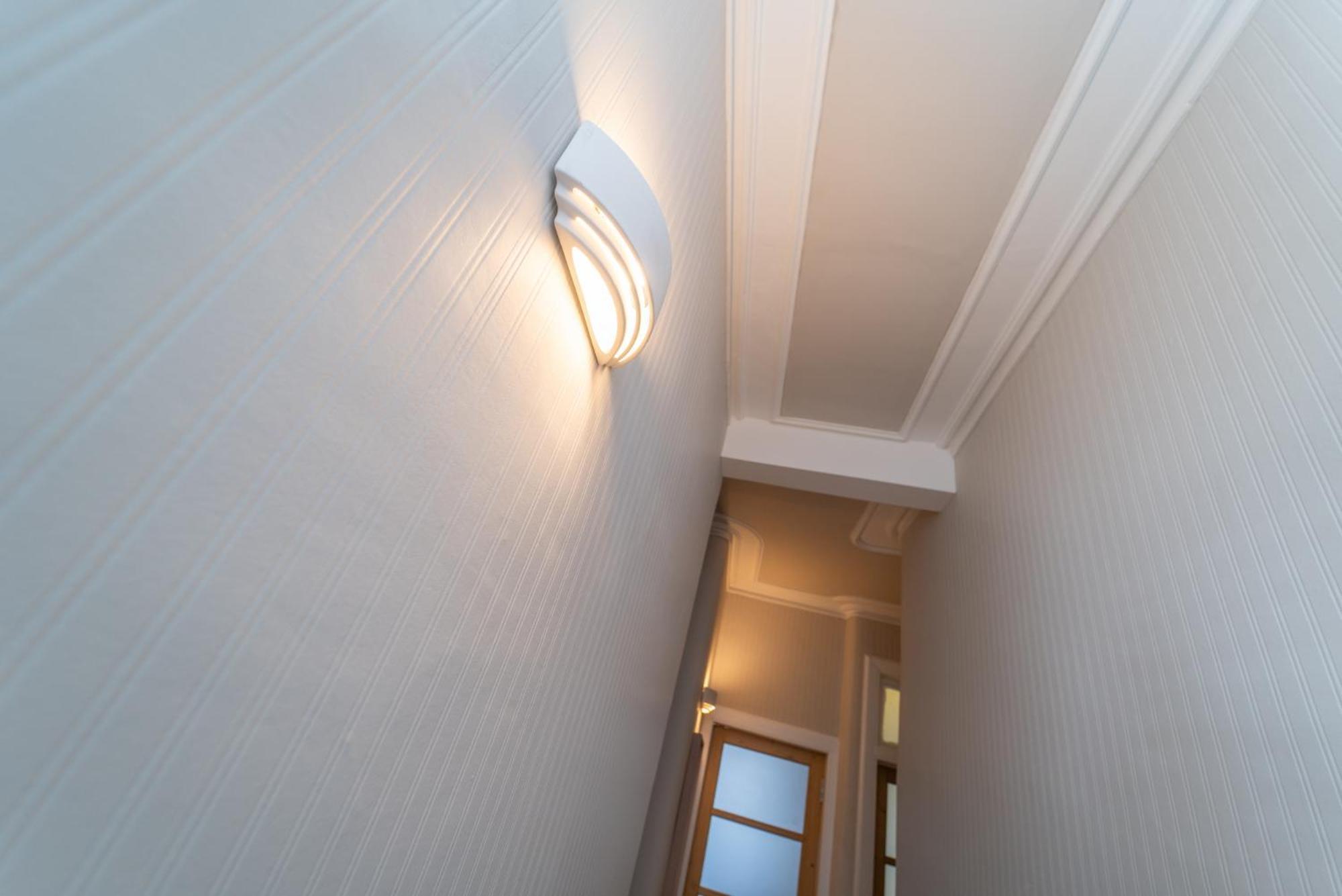 Beautiful Spacious Victorian Town House EDI