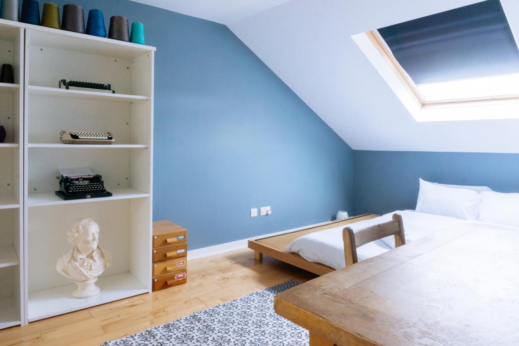 Stylish 3 Bedroom Near Hollyrood Park Edinburgh
