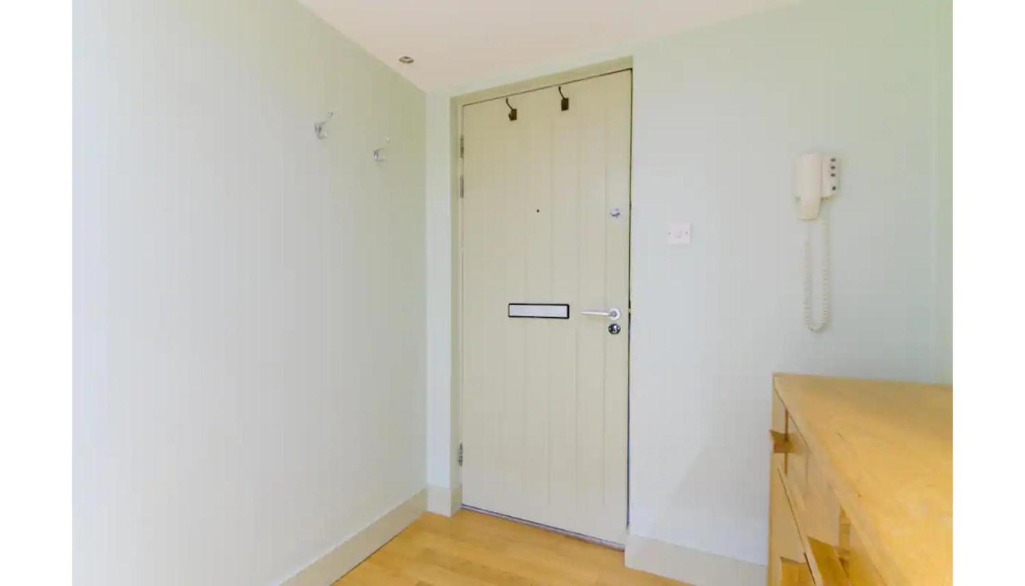 Apartment Modern Flat In The Middle Of Old Town Edinburgh