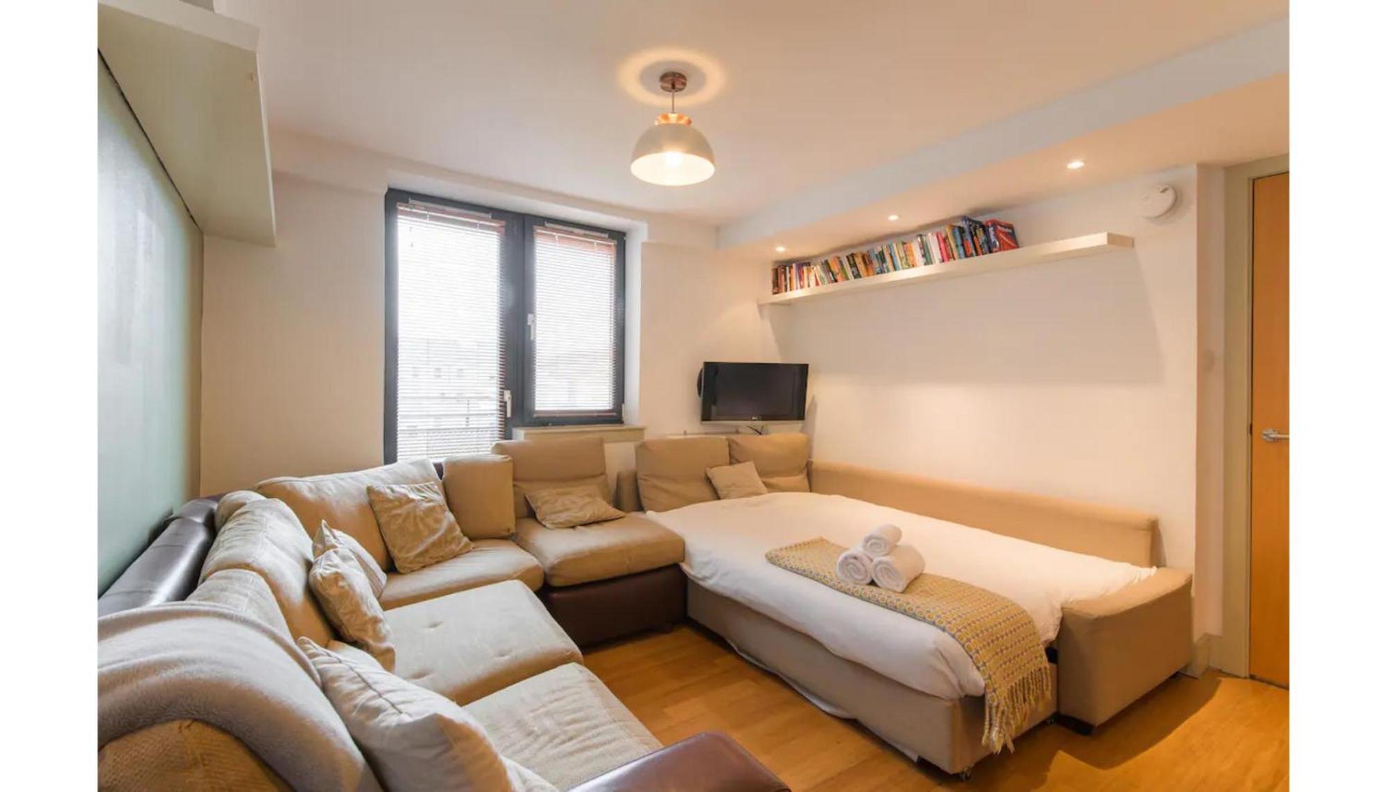 Modern Flat In The Middle Of Old Town *