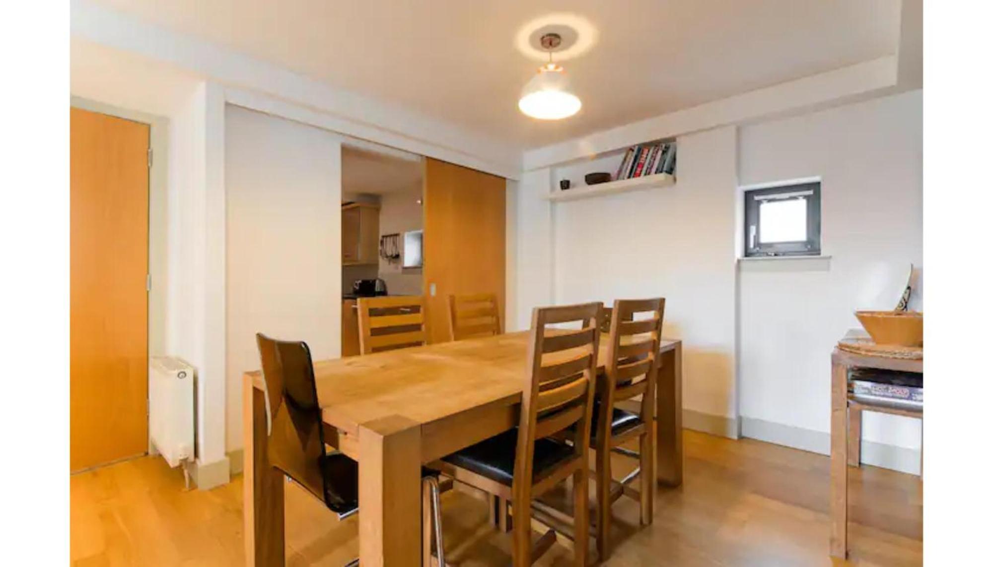 Modern Flat In The Middle Of Old Town Apartment *