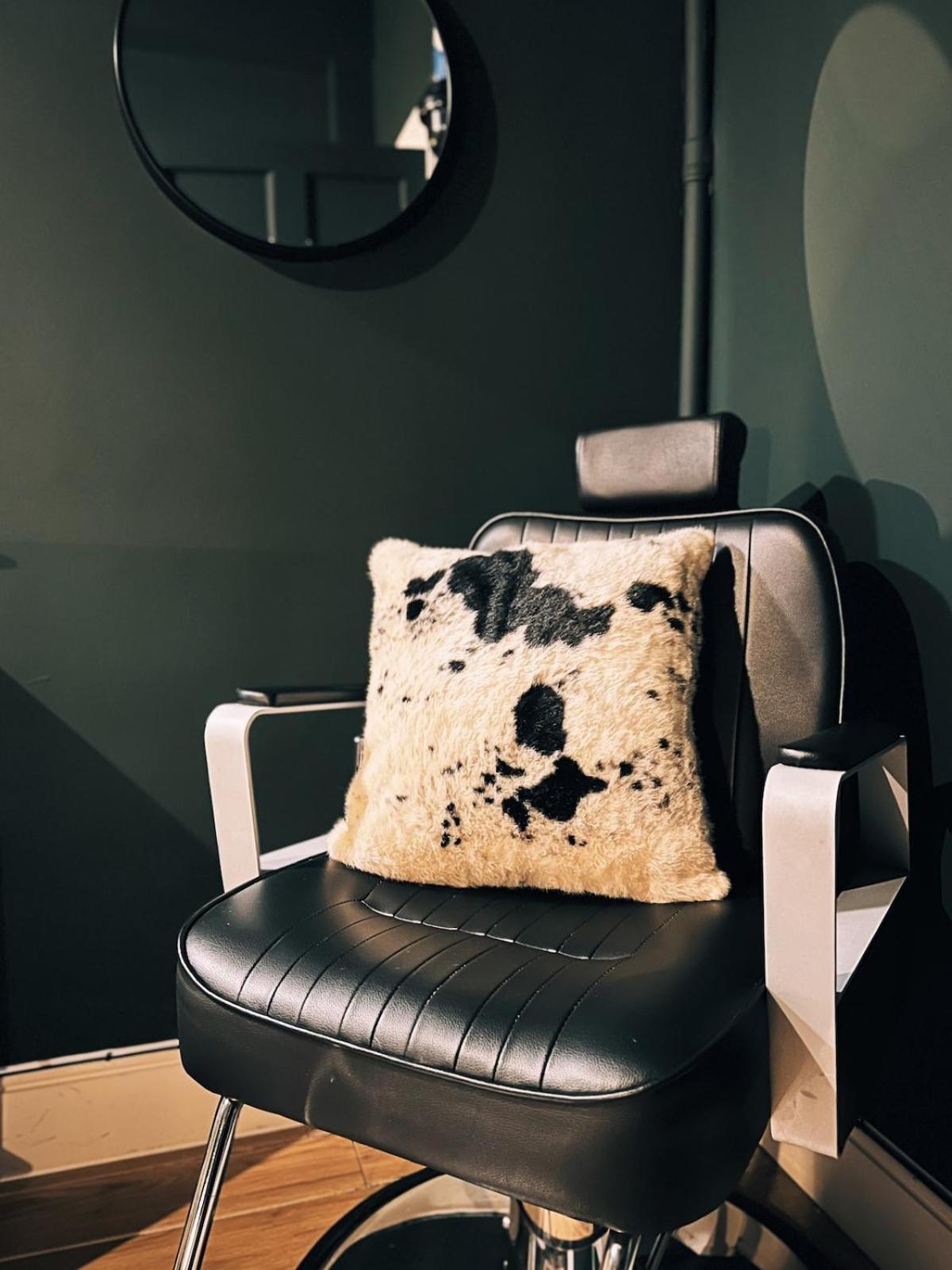 Designer Flat By Castle * Edinburgh