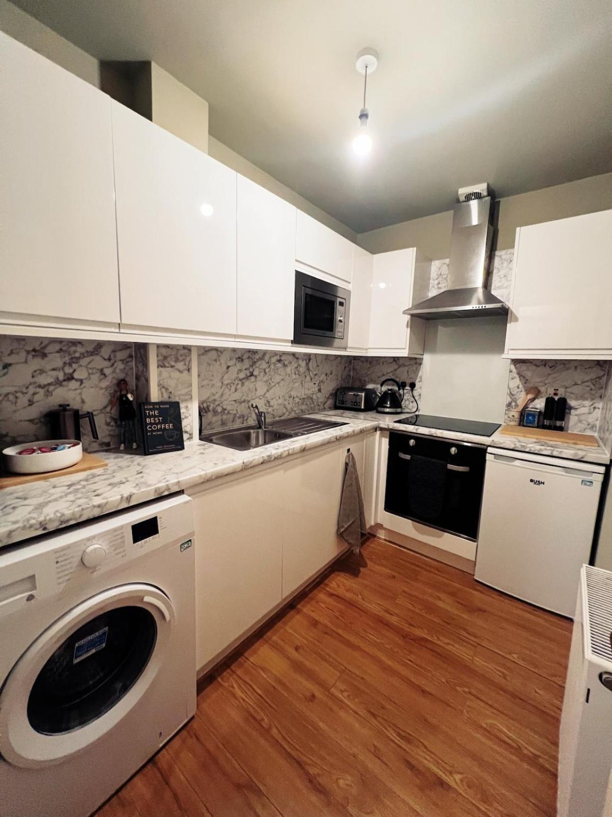 Designer Flat By Castle *