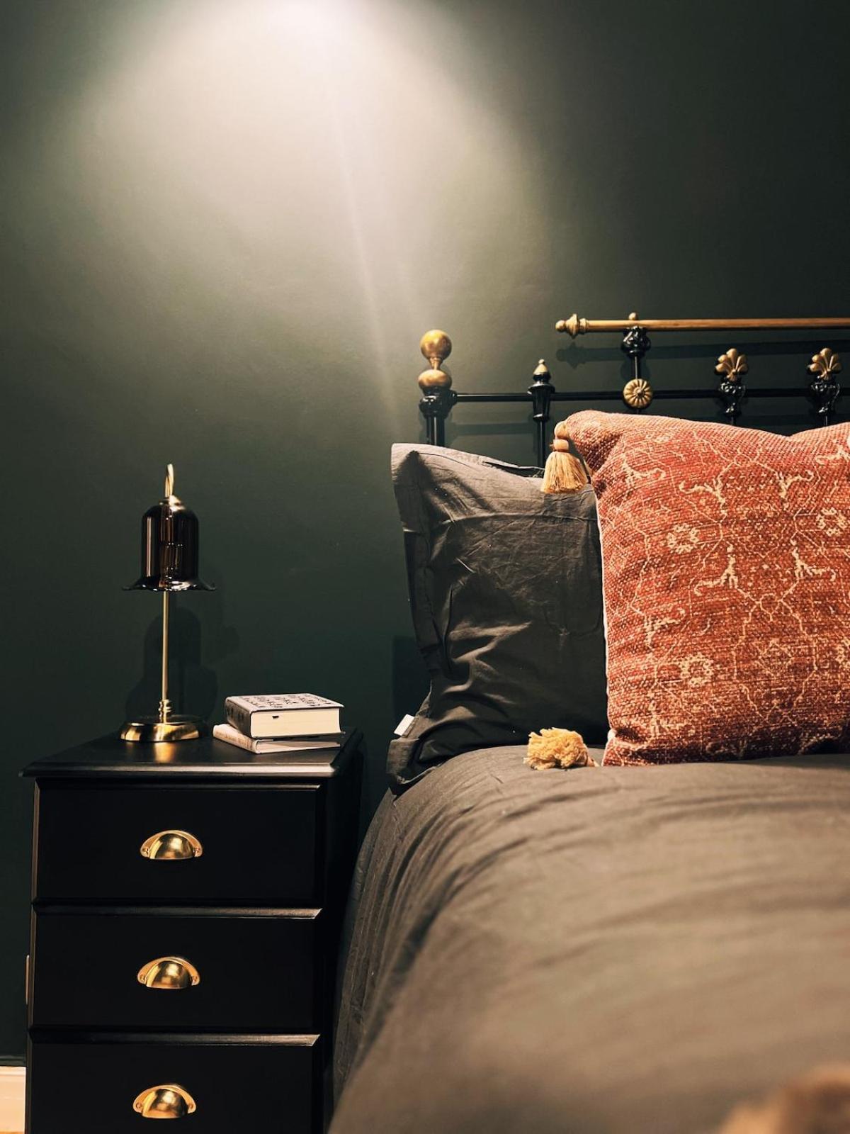 Designer Flat By Castle *