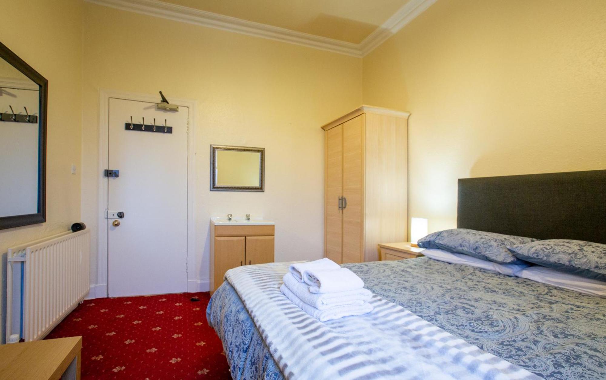 Guest house Sailte House *