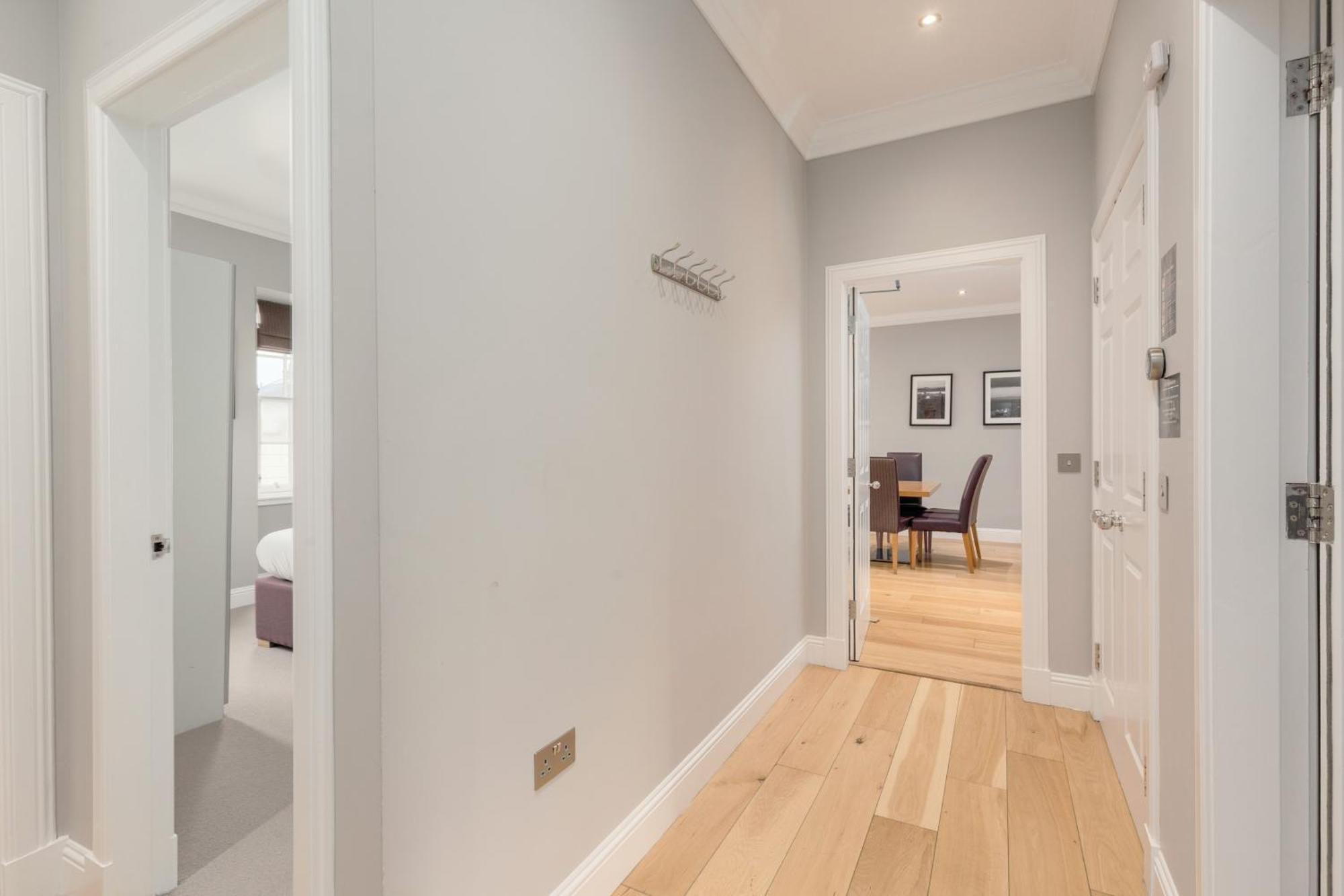 Apartment Destiny Scotland - Princes Street EDI