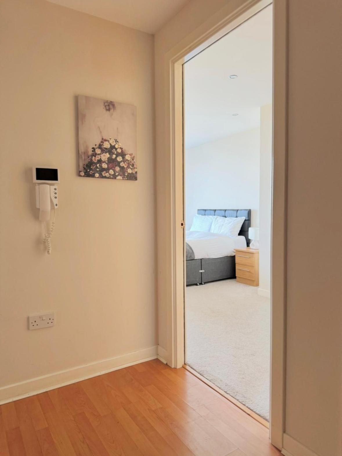 Modern Two Bedroom * EDI
