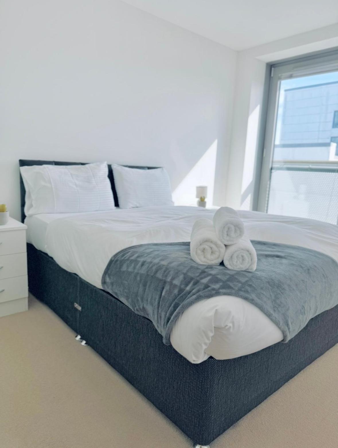 Modern Two Bedroom Apartment EDI