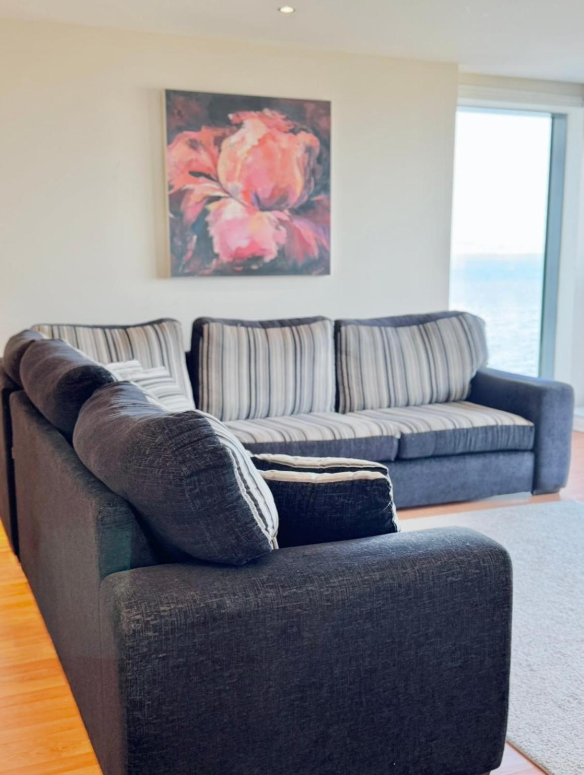 Modern Two Bedroom Apartment EDI