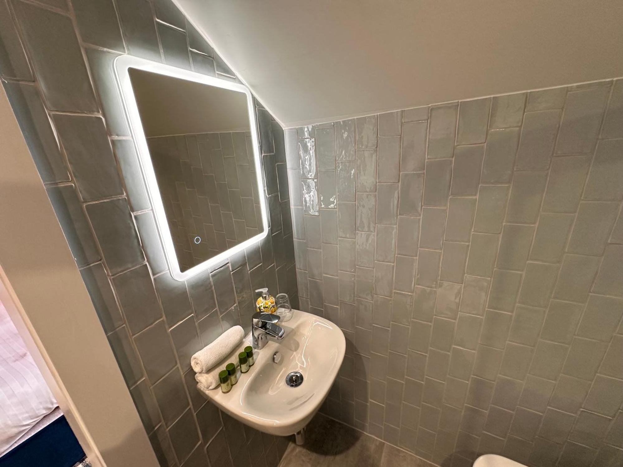 The Valentine - Townhouse (adults Only) Hotel