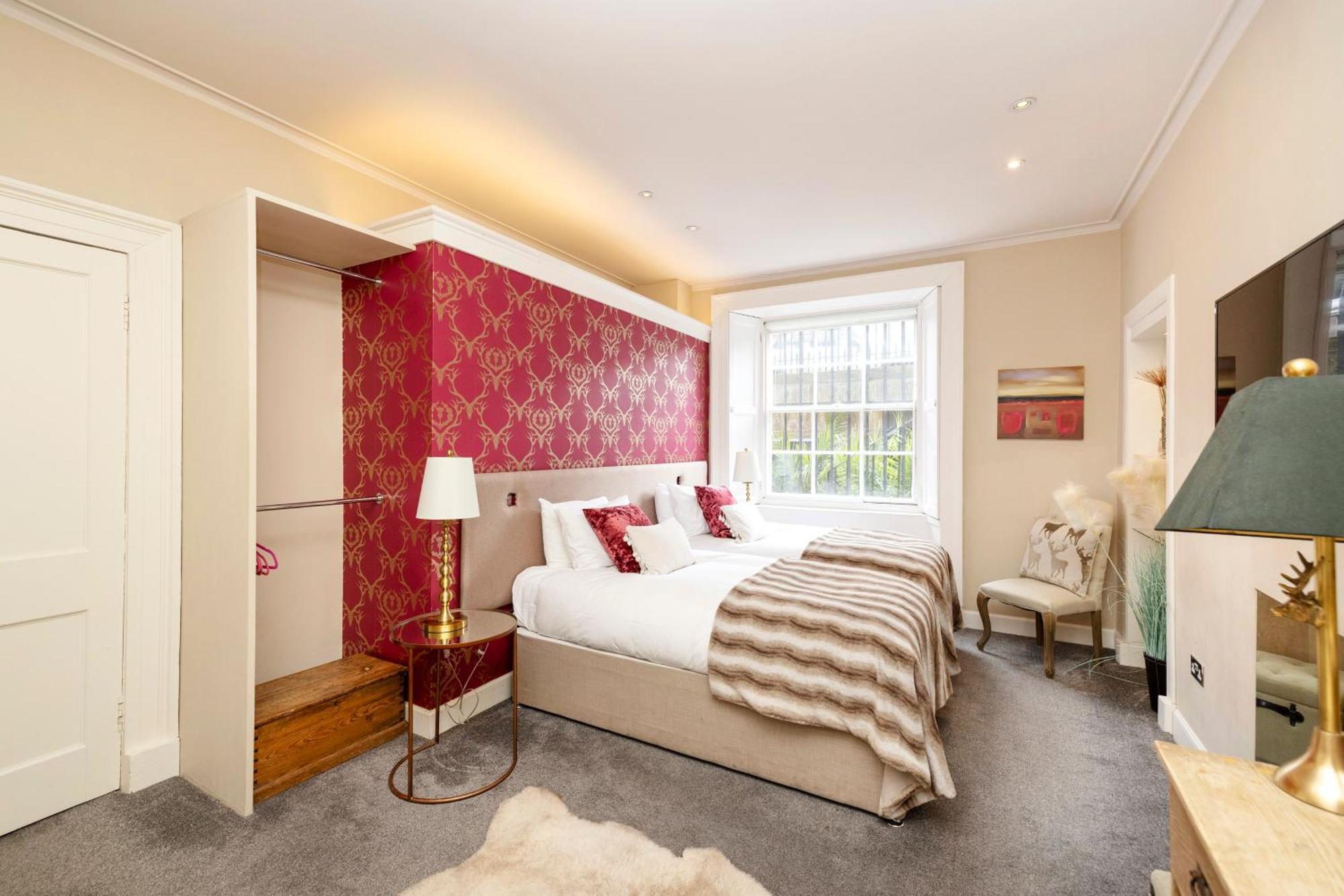 Apartment Joivy Ultra Luxe Near Princes Street