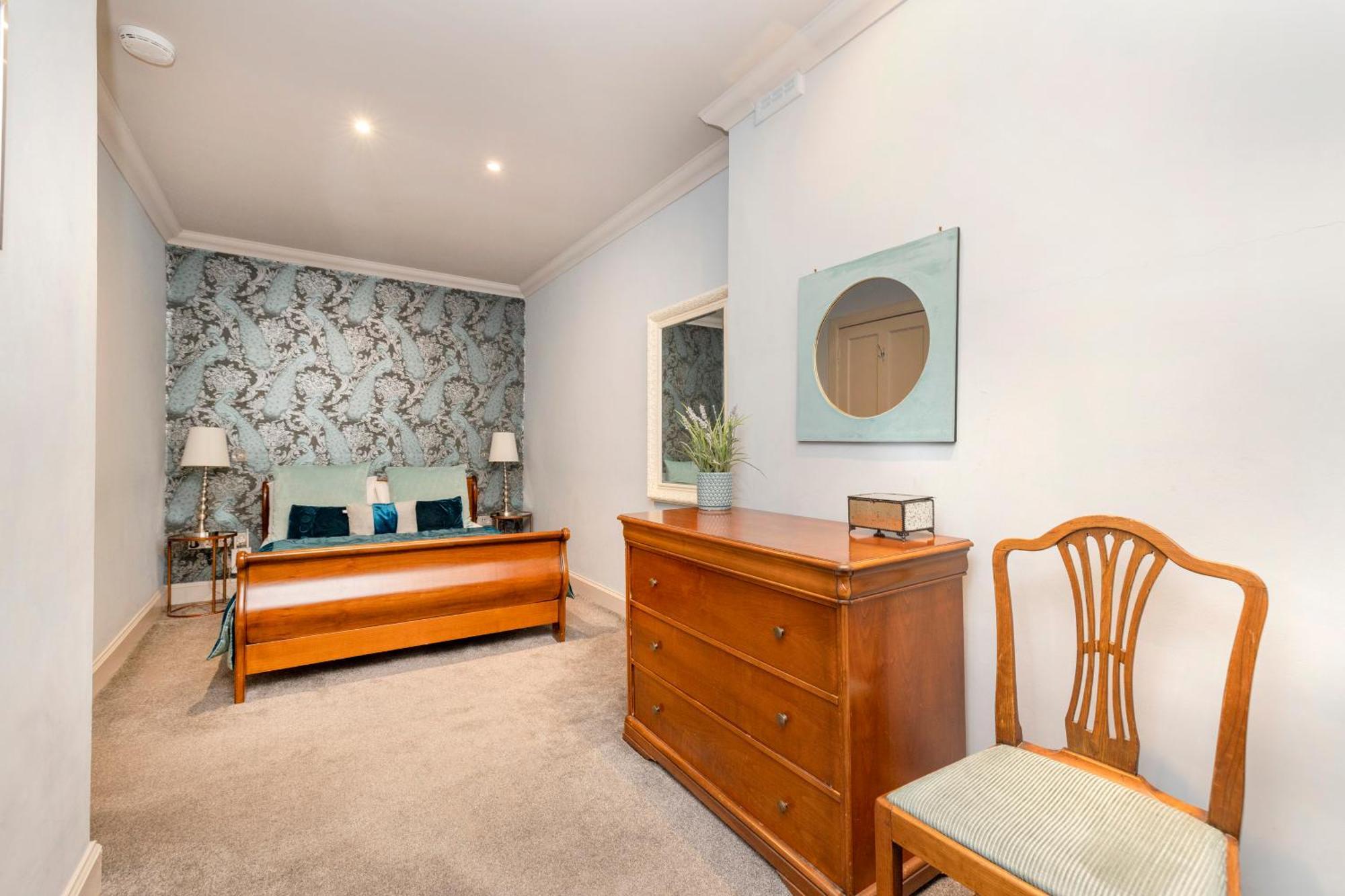 Apartment Joivy Ultra Luxe Near Princes Street