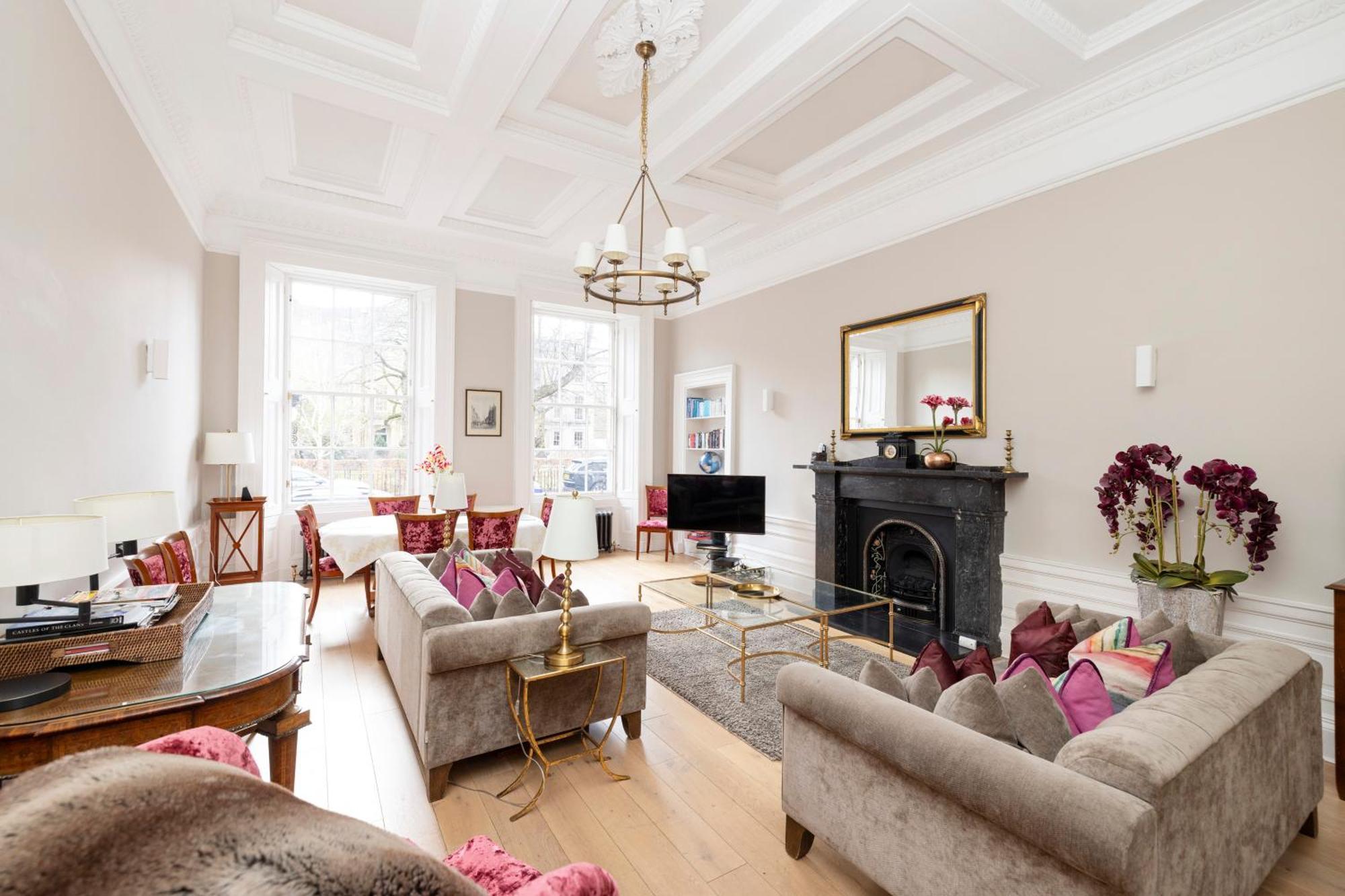 Joivy Ultra Luxe Near Princes Street EDI