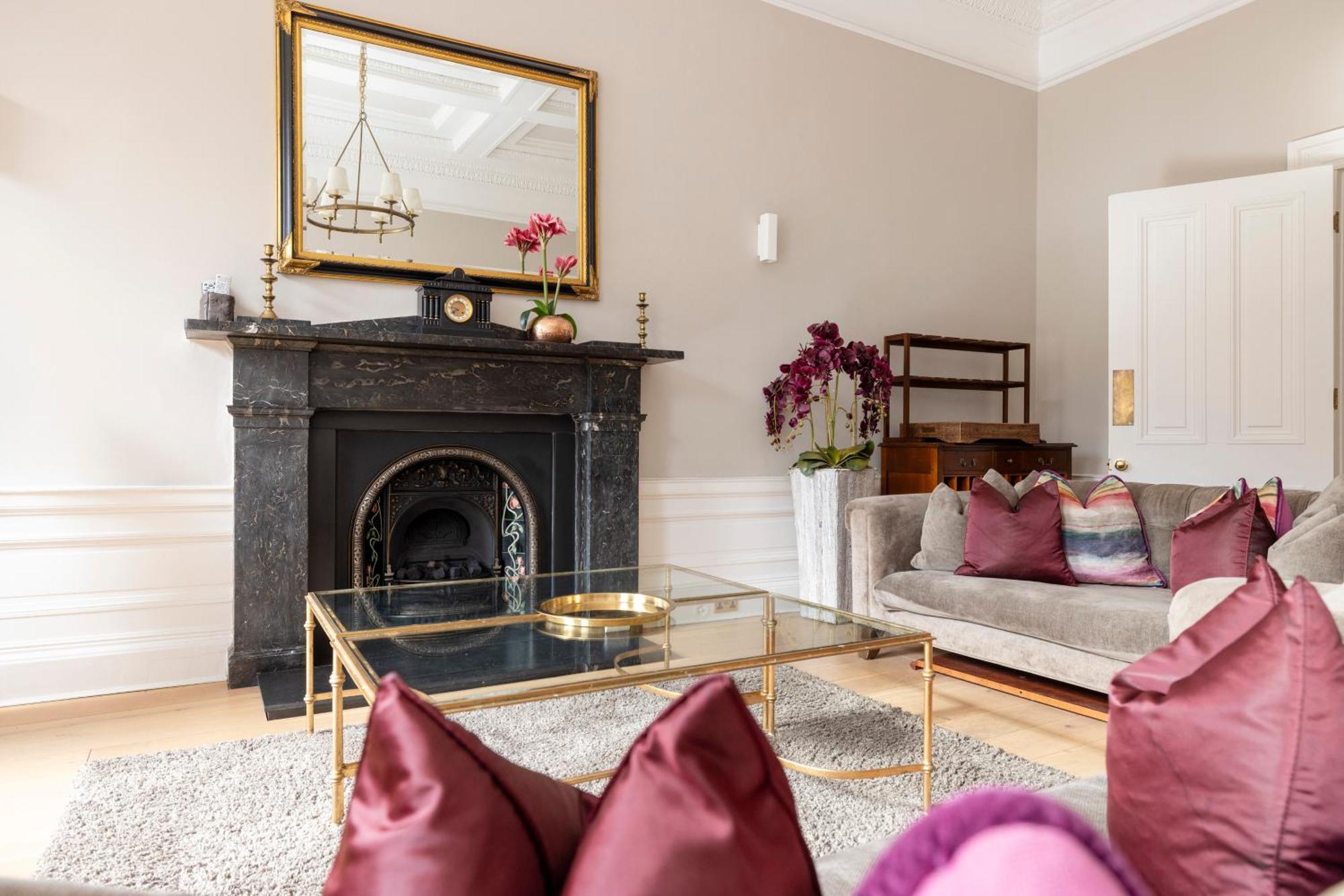 Joivy Ultra Luxe Near Princes Street