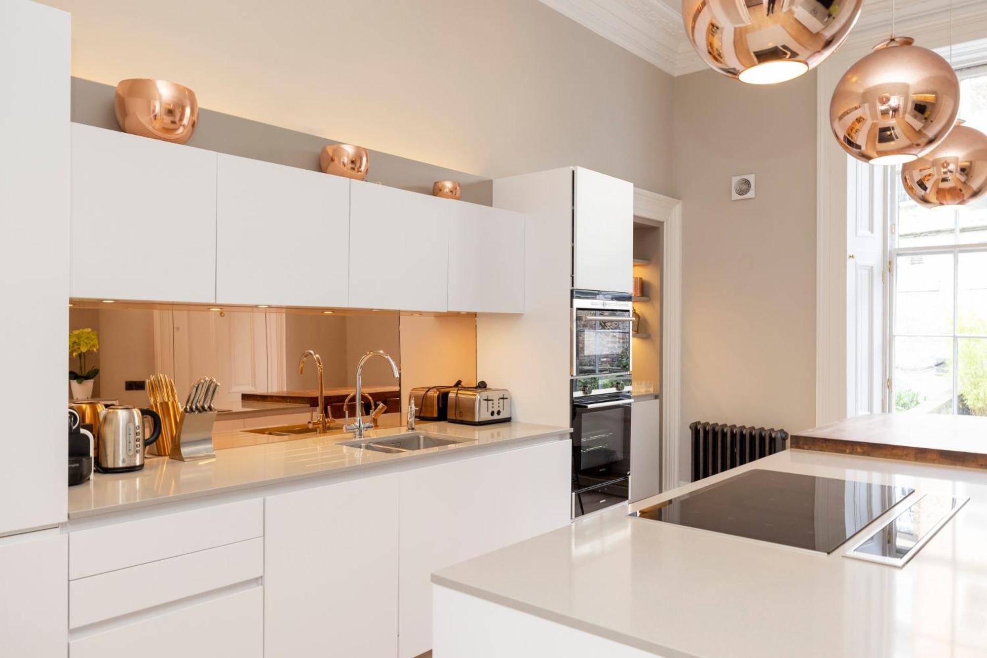 Joivy Ultra Luxe Near Princes Street * EDI