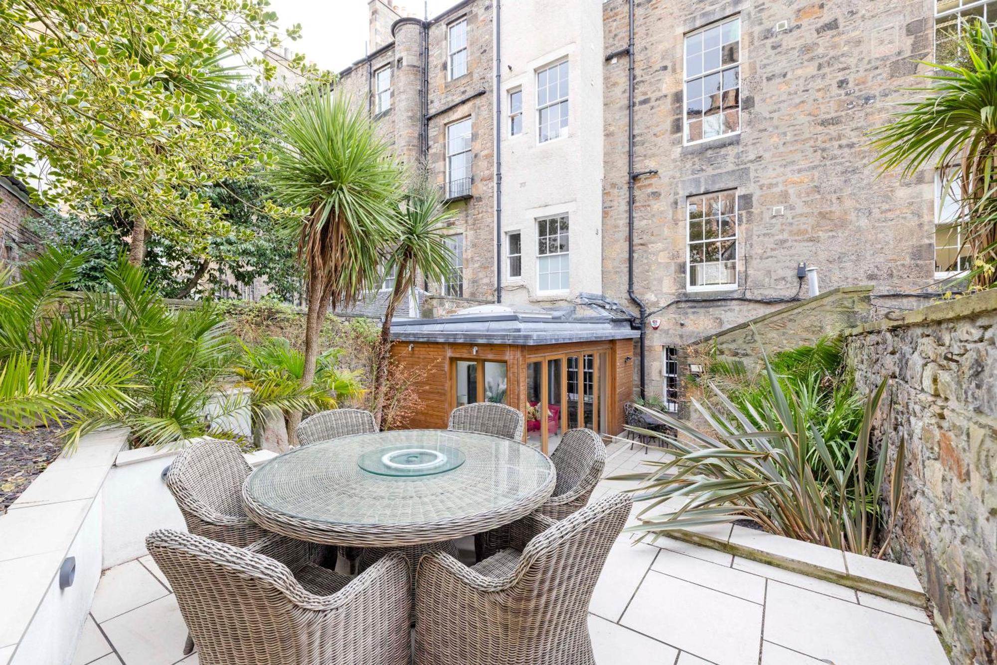 Joivy Ultra Luxe Near Princes Street *