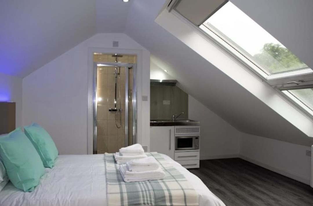 Crosskeys Guest house