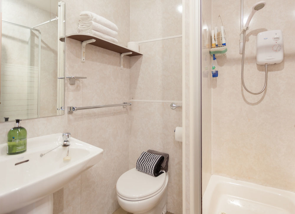 Guest house Kingsley Guest House 3*
