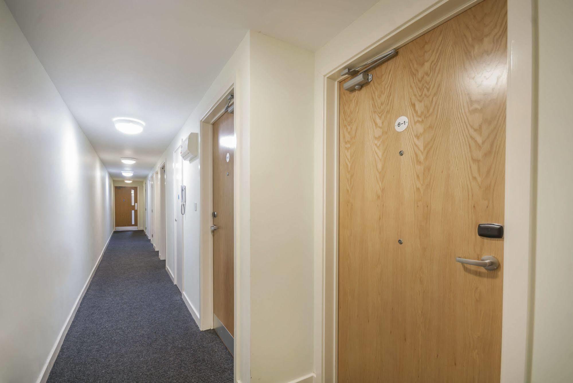 Beaverbank Place - Campus Hotel