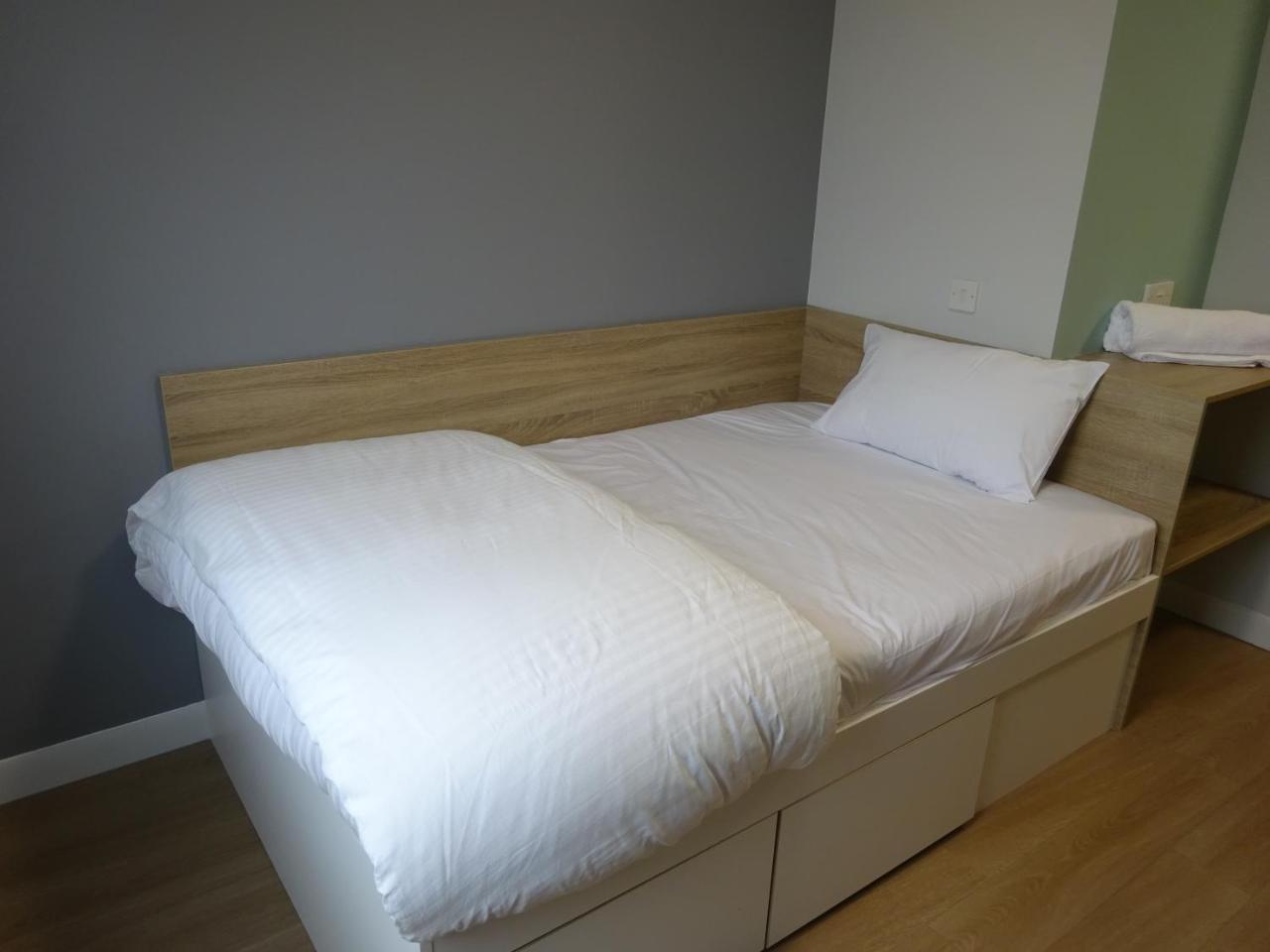 Edinburgh Haddington Place Hostel * Edinburgh