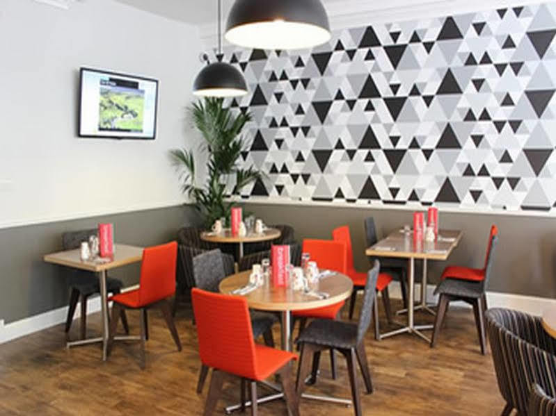 Cityroomz 3* Edinburgh