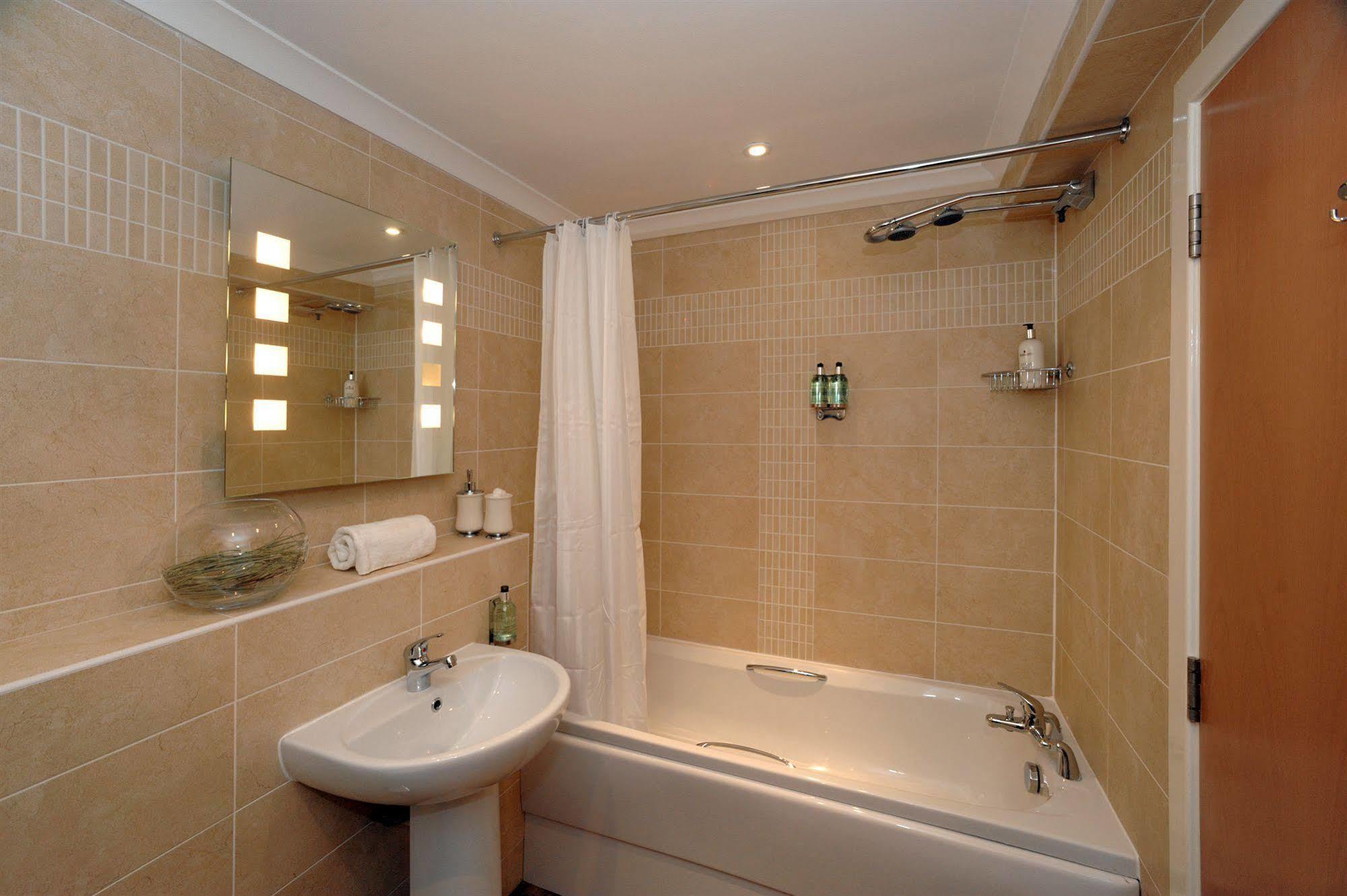 Fountain Court - Eq2 Aparthotel